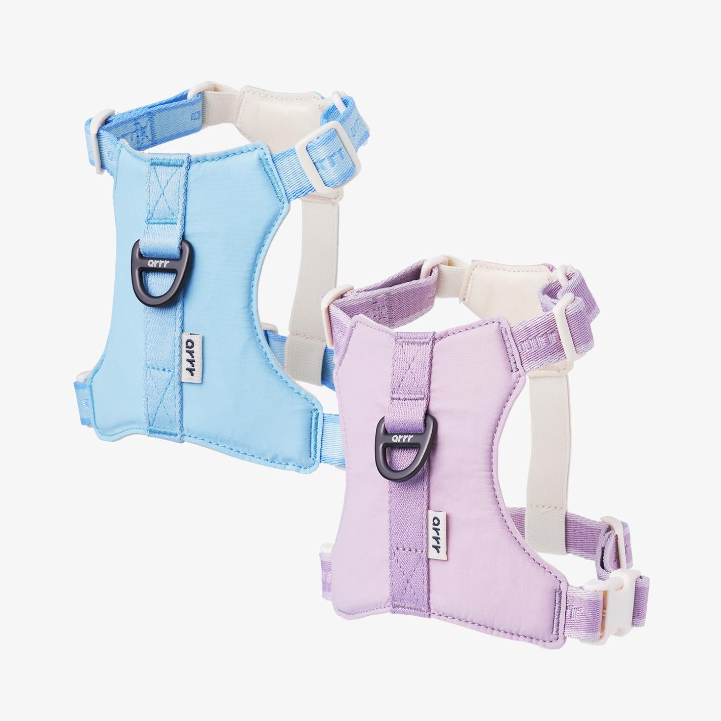 Arrr bouncing dog harness in 2 colours, cotton sky blue and lily lavender. Best dog harness design with stretch band and adjustable straps.