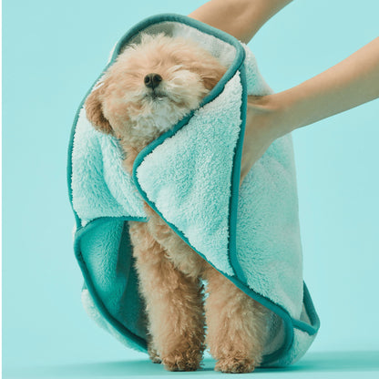 arrr Excellent water absorption fluffy pet towel. Paw cleaning towel. Speed up drying, streamline showers, and come in three sizes for all pet needs. S, M & L